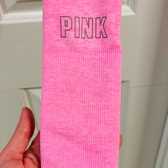 VS PINK Work-out crop top small - Picture 4 of 5